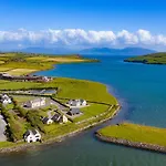 Courtyard Homes 3 Bed Sleeps 6 *