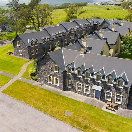 Courtyard Homes 3 Bed Sleeps 6 *