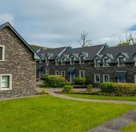 Dingle Courtyard Holiday Homes 3 Bed Sleeps 6