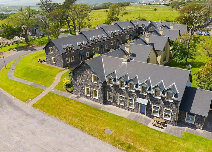 Courtyard Homes 3 Bed Sleeps 6 *