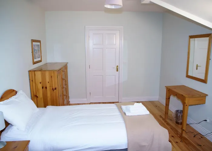 Courtyard Homes 3 Bed Sleeps 6 別荘