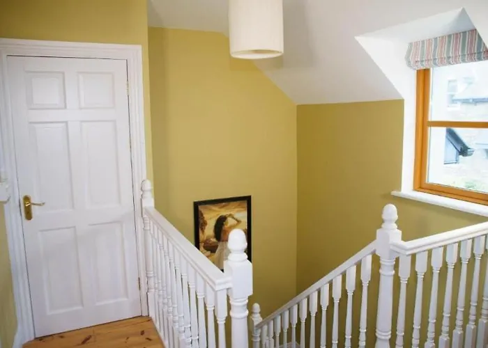 Courtyard Homes 3 Bed Sleeps 6 Tatil Evi *